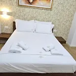 شقة Oni