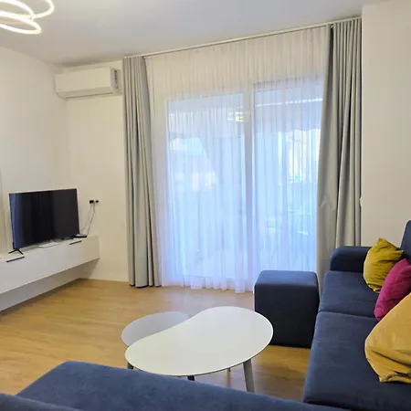 Apartment Oni