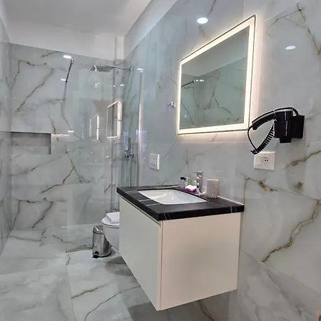 Apartment Oni Sarande