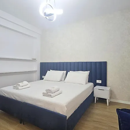 Oni * Sarandë