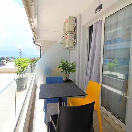 Oni Apartment